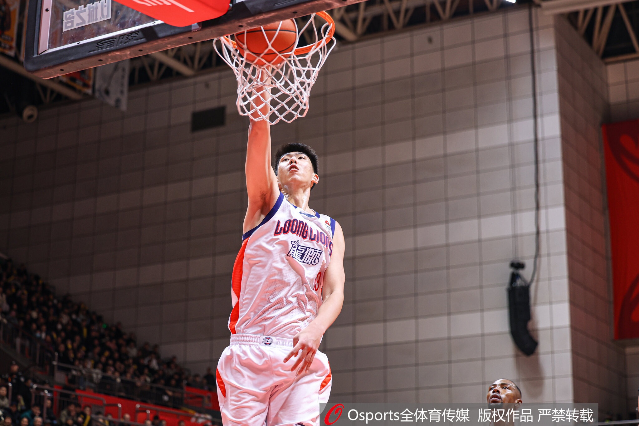 体育APP-CBA常规赛最佳进步球员前三：徐昕第1 王浩然第2 贺希宁第3